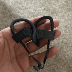 Powerbeats 3 