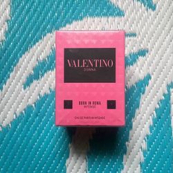 Valentino Cologne 