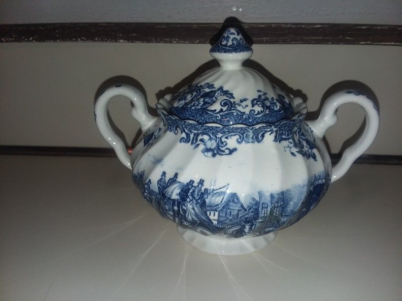 Vintage English Sugar bowl