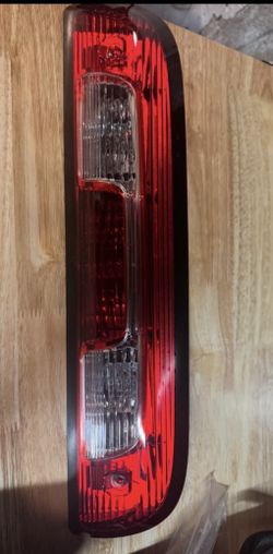19-24 Silverado halogen third brake light