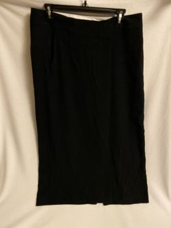 Rag & Bone women’s pants that look like skirt from front.