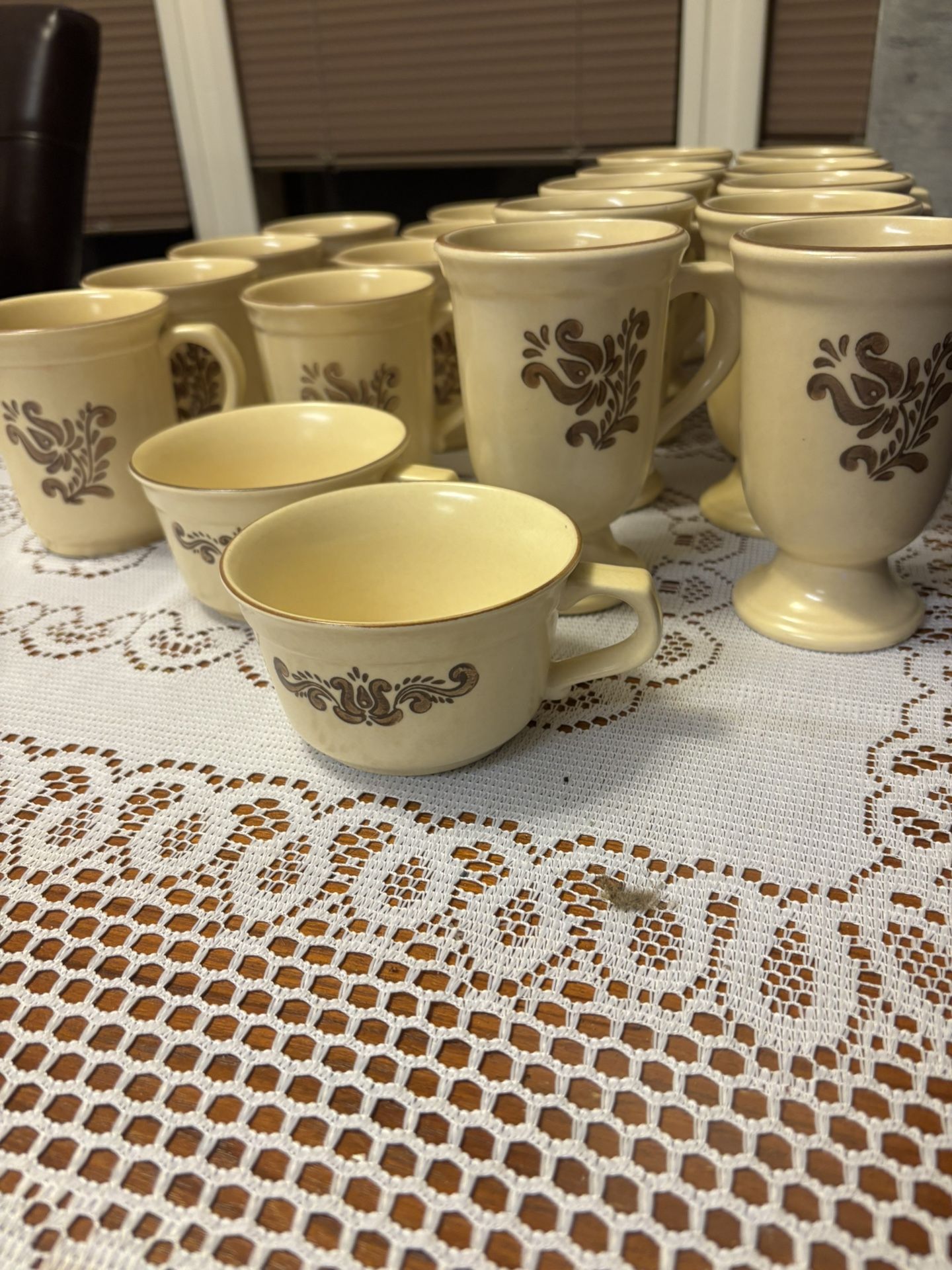 Lot Of 20 Pfaltzgraff Mugs