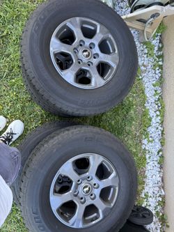 Ford Bronco Wheels & Tires