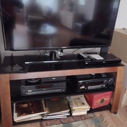 Attractive TV Stand