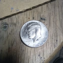 2023 Half Dollar Clad Chips Missing In Ear Selling For $100 