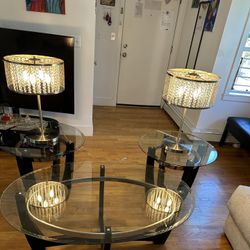 $300 (Glass Coffee Table 3 Pieces With 2 Lamps )
