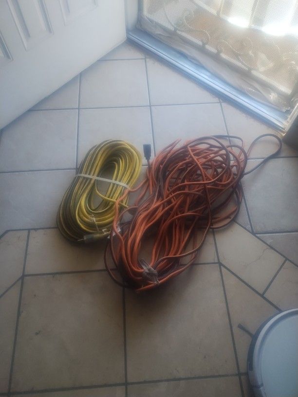 Dos Cables 100 Feet