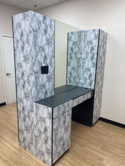 Salon Stations