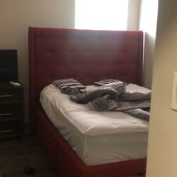 🔥 Queen Storage Bed + Mattress-$500
