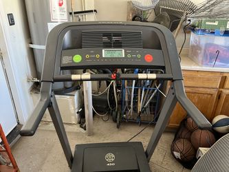 Golds gym 450 Treadmill for Sale in North Highlands CA OfferUp