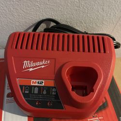 Milwaukee 12 Vs Charger 