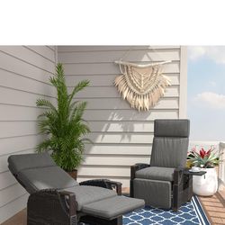 New in Box set of 2 , Grand patio Outdoor Recliner Air Pump 150° Lay Flat Reclining Chair with Independent Adjustable Back and Footrest Removable Olef