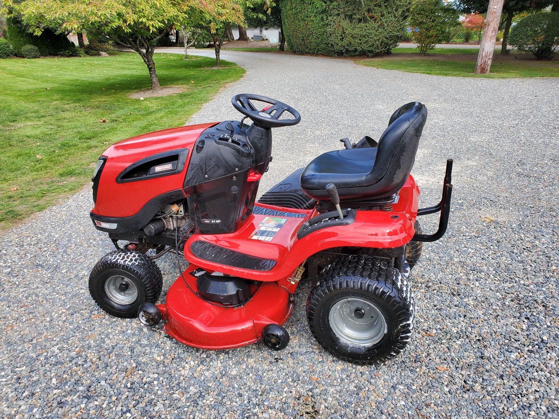 Craftsman Riding Lawn Mower YTS3000