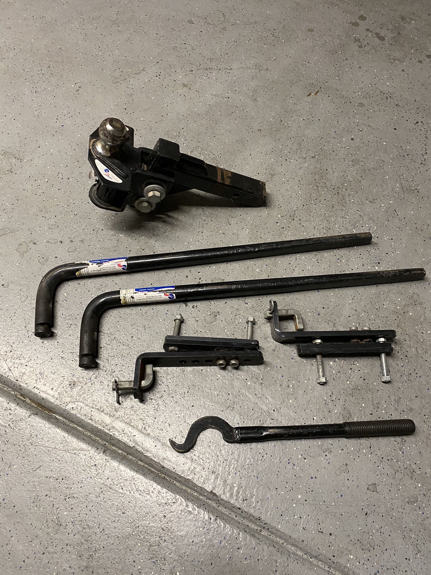 E2 equalizer weight distribution hitch for Sale in Las Vegas, NV OfferUp