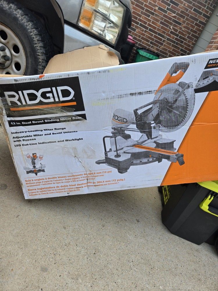 Ridgid Sliding Miter Saw