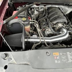 14-19 Chevy Silverado gmc sierra cold air intake Kit (brand new)