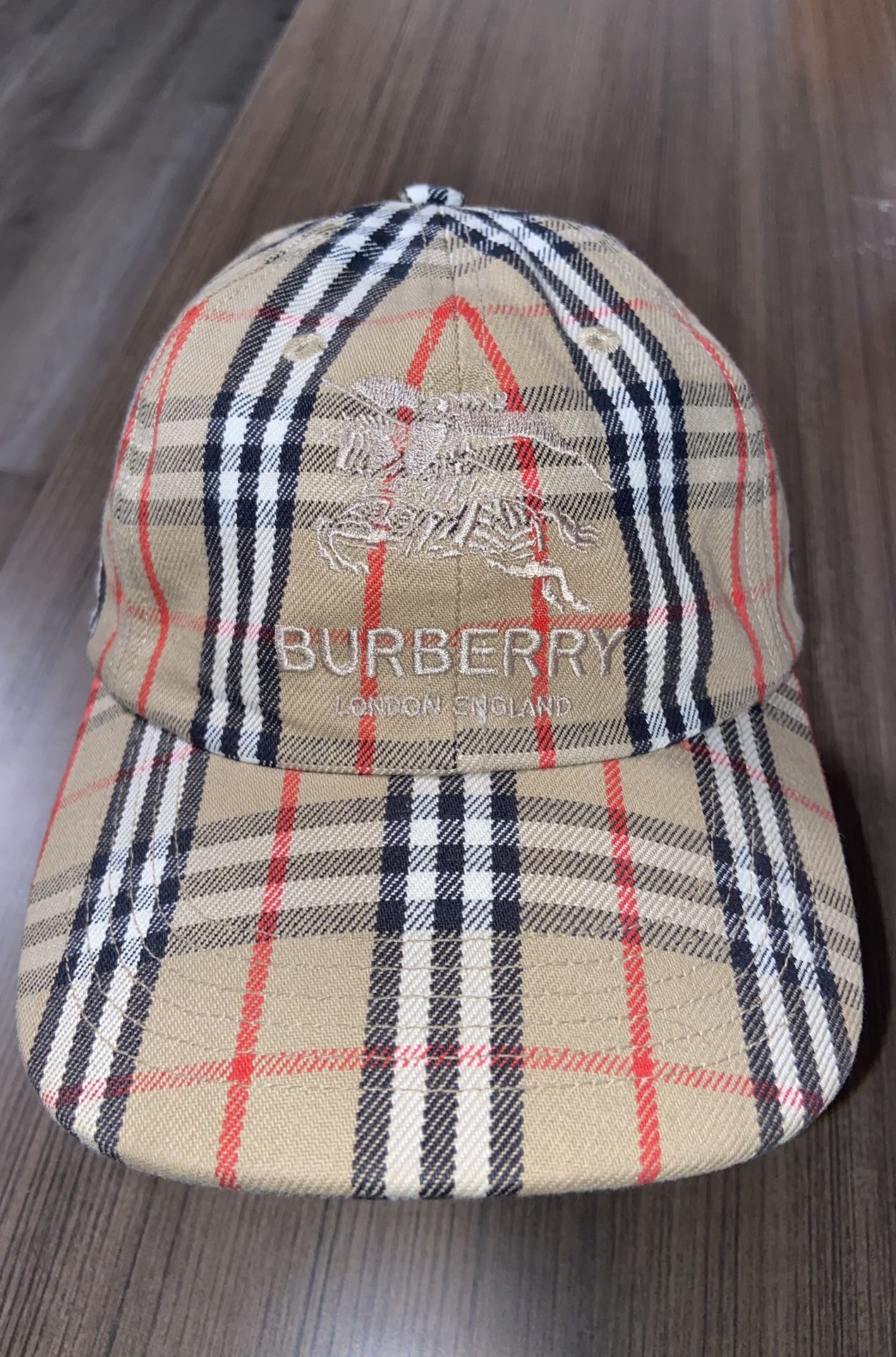Burberry Hat X Supreme