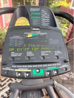 Precor USA EFX 546 Commercial Elliptical $750 delivered to your door OBO
