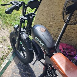 Qnut BK20 Electric bike / stopped working, might be something small / $350 / about 3 months old /  Fort Lauderdale