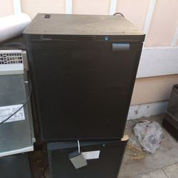 Panasonic Mini Fridges All Work Good $20