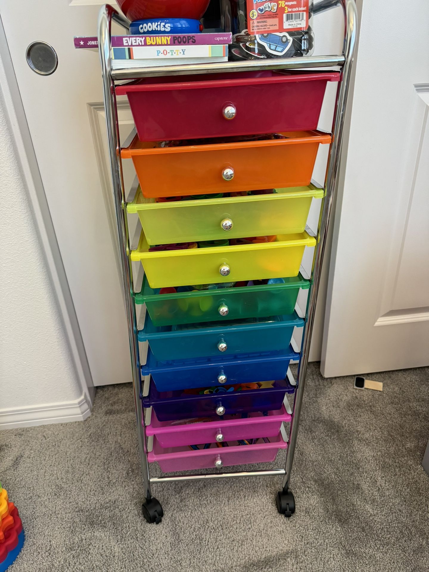 Colorful Storage Drawers 