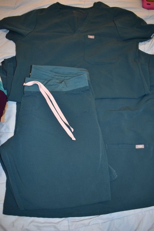 Figs Scrubs