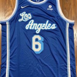 Lebron James (Nike Lakers Jersey) New