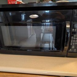 Whirlpool Microwave 17" x 30" (Tabletop or Wall Mountable) 