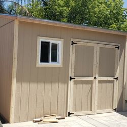 CUSTOM SHEDS AND PATIOS 