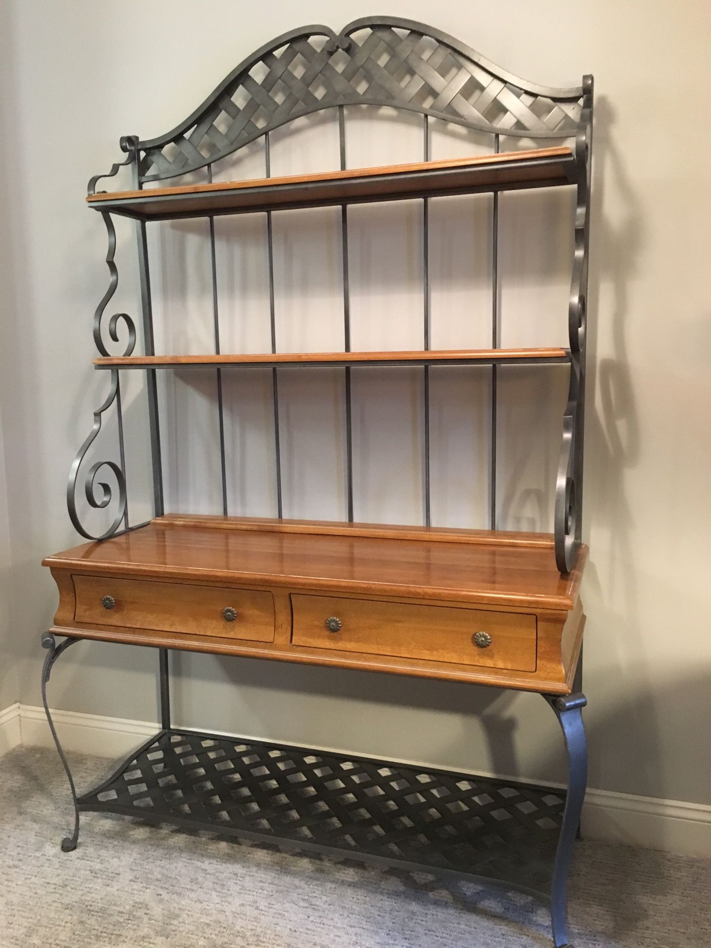 Ethan Allen Bakers Rack for Sale in Stillwater, MN OfferUp