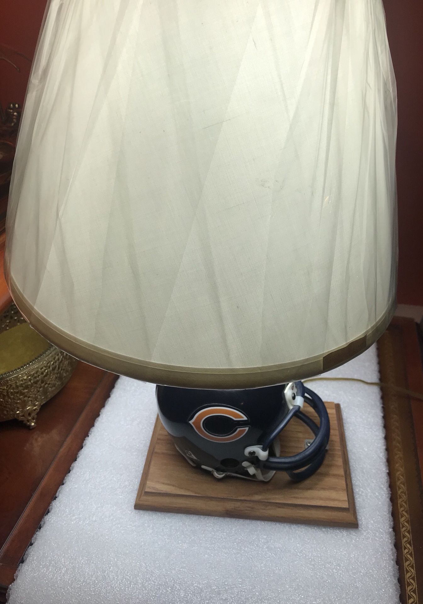Vintage Chicago Bears Helmet Lamp!