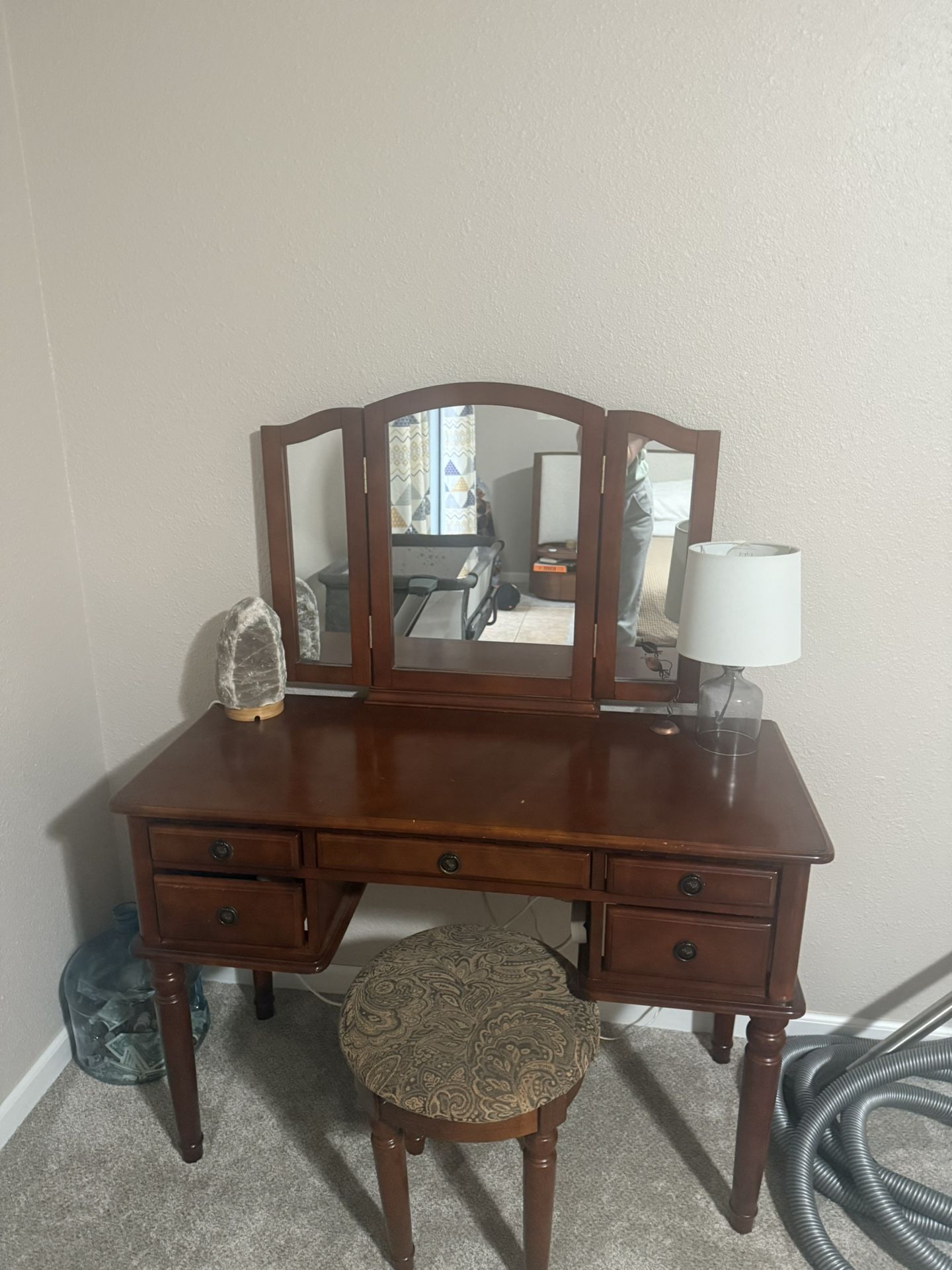 Vanity With Stool