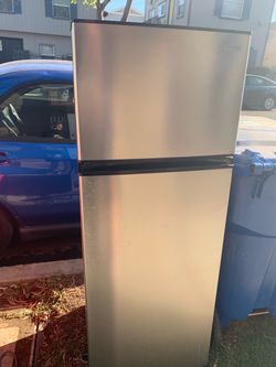 Refrigerator