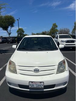 2005 Scion Xa/Toyota Yaris