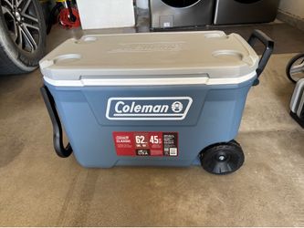 Coleman 316 Series 62QT Wheeled Cooler – Lakeside Blue