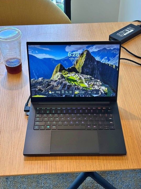 Razer Blade 14 RTX 4060