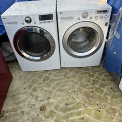 LG Front Load Washer & Dryer Set 
