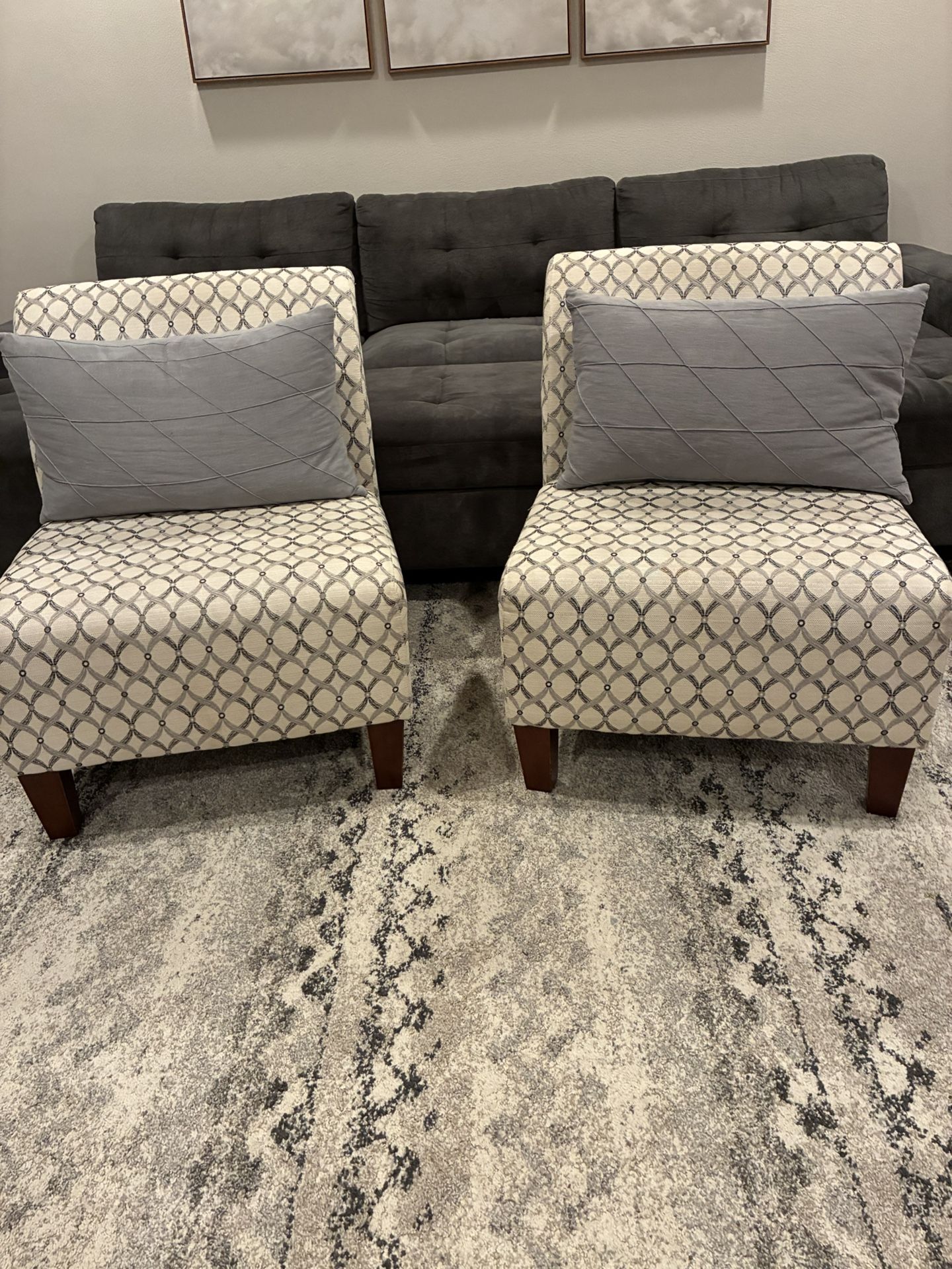 Accent Chairs