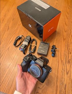 A7r5 Sony camera
