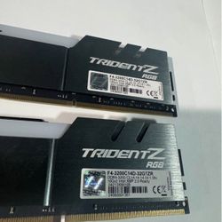 G.SKILL Trident Z RGB DDR4-3200 32GB (2x16GB) DIMM RAM F4-3200C14D-32GTZR