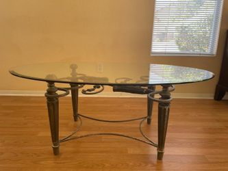 Glasses coffee oval table