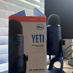 Yeti Microphone (Blue)