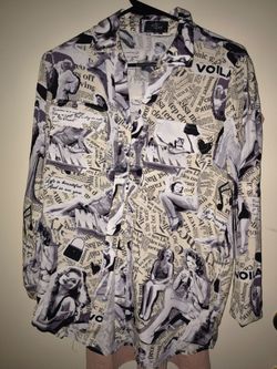 Size small