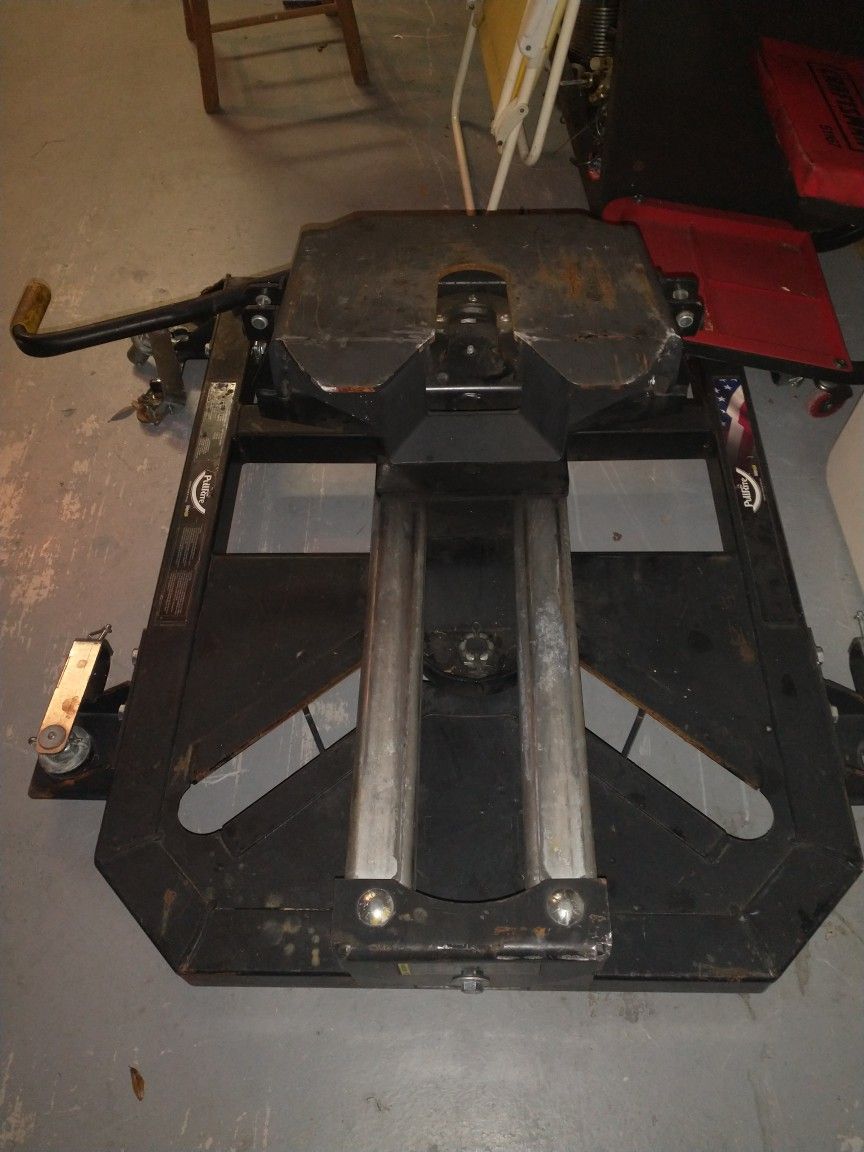 PullRite 24000 Lb 5th Wheel