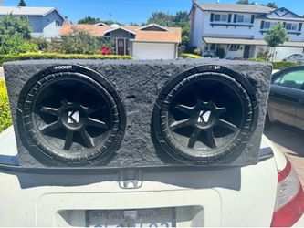 Dual 12” Kicker Comp subs in a ported box.