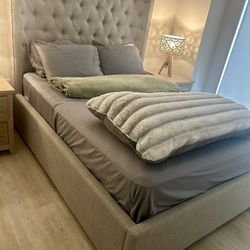 Bed, mattress/box Spring