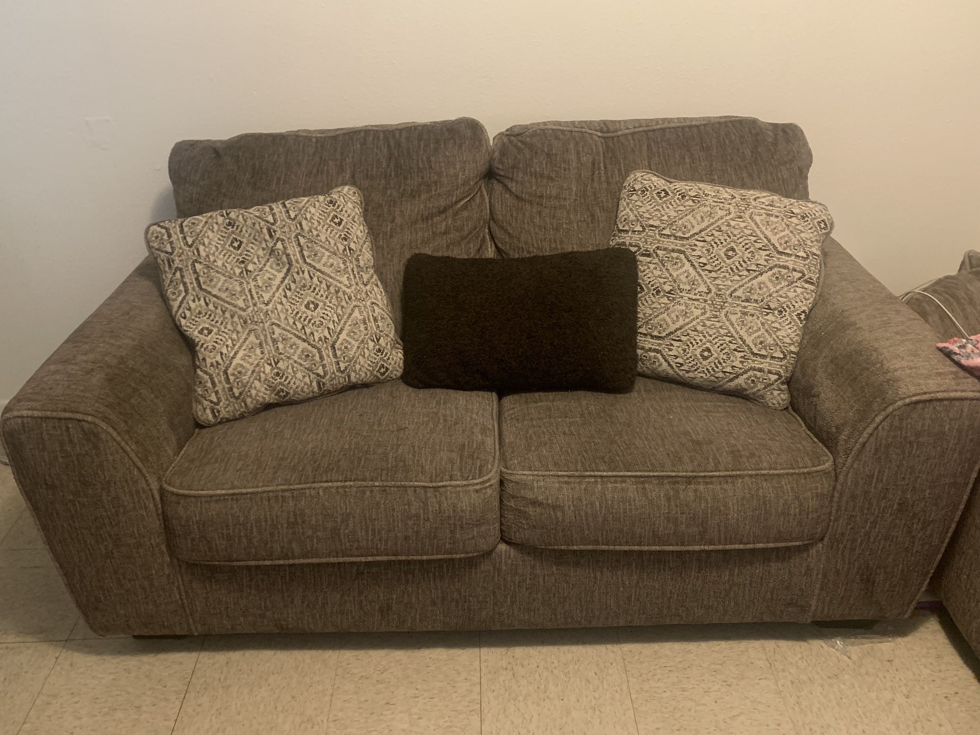 Simgle Sofa Great Condition 