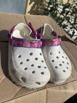 Crocs - White With Rainbow Band