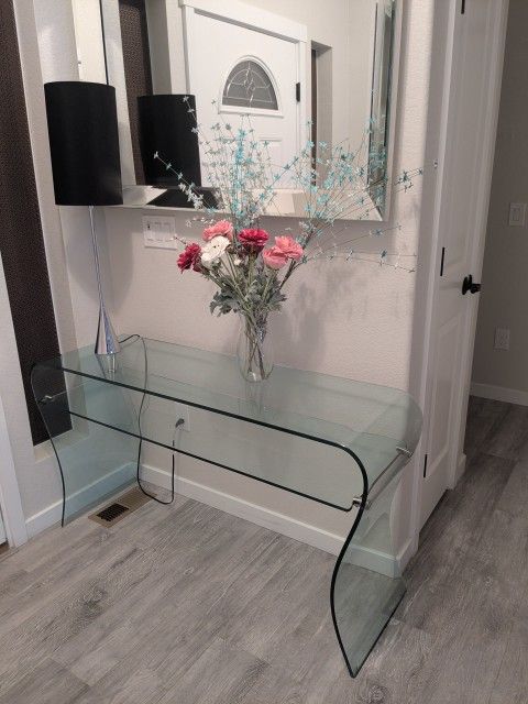 supermodern glass entryway table