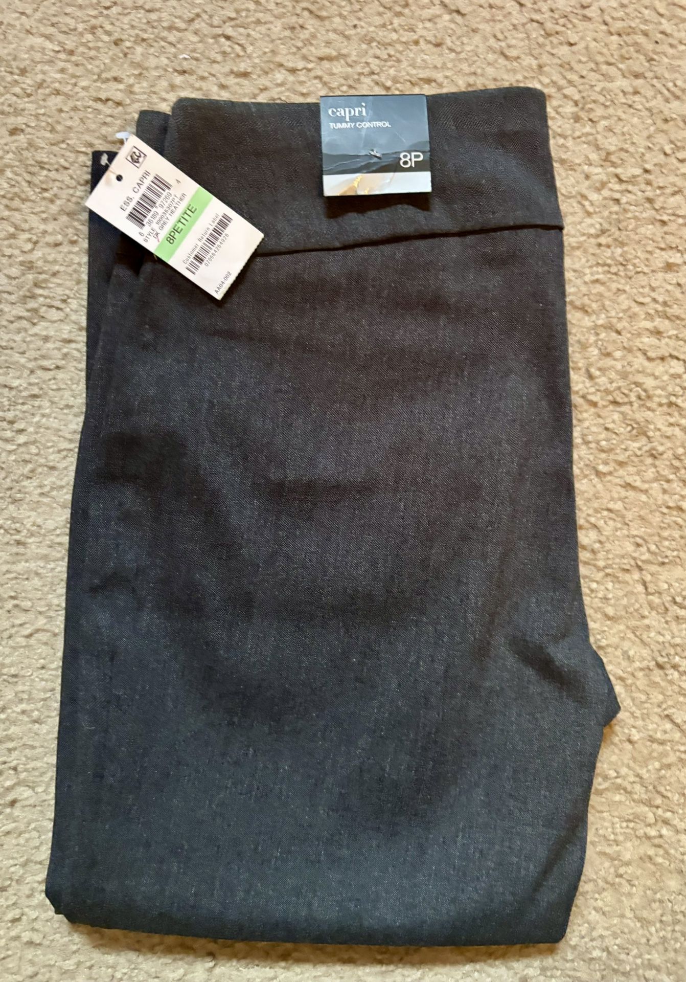 Alfani Women’s Capri pants Size 8